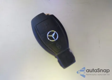 2018 Mercedes-Benz Metris из США, поврежденный, VIN WD3PG2EA6J3455047